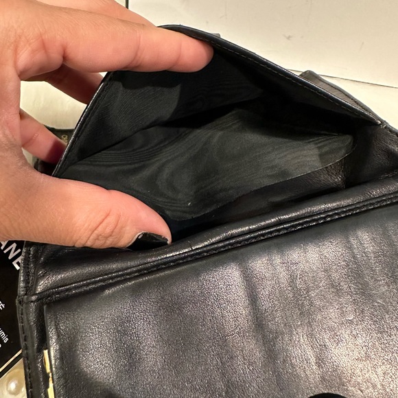 CHANEL Vintage Caviar Timeless ‘CC’ Wallet on Chain | # 2797727 - Picture 7 of 15